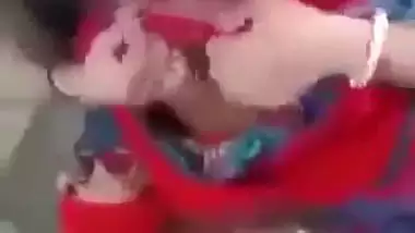 A quick desi blowjob of Bihari Bhabhi to her lover