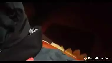 Guy fucks his chubby stepsister in Bangla chuda chudi