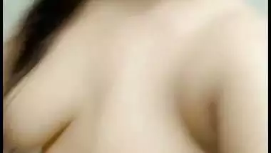 White desi girl nude hot selfie viral MMS