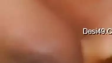 Today Exclusive-cute Lankan Tamil Girl Showing Her Boobs And Pussy Part 2