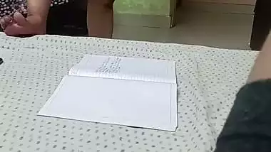 Daughter recording mom nude body viral dress change